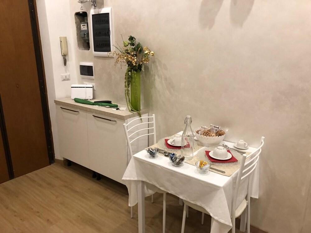 B&B Dea Tiburtina Рим Экстерьер фото